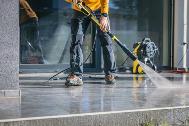 Fence Pressure Washing in Montrose, MI